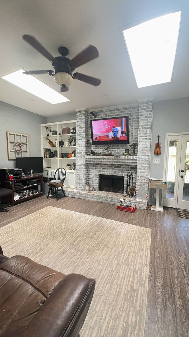 Lubbock House: 5722 91st Street