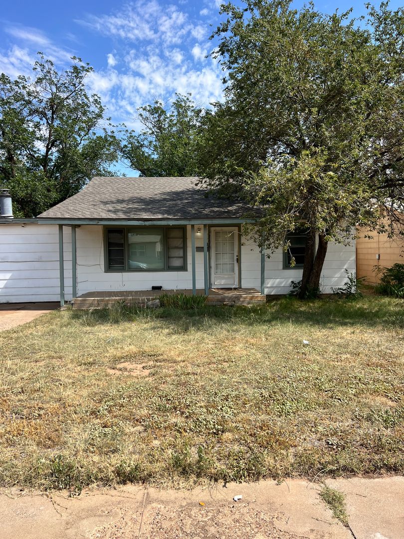 Lubbock House: 3116 37th Street