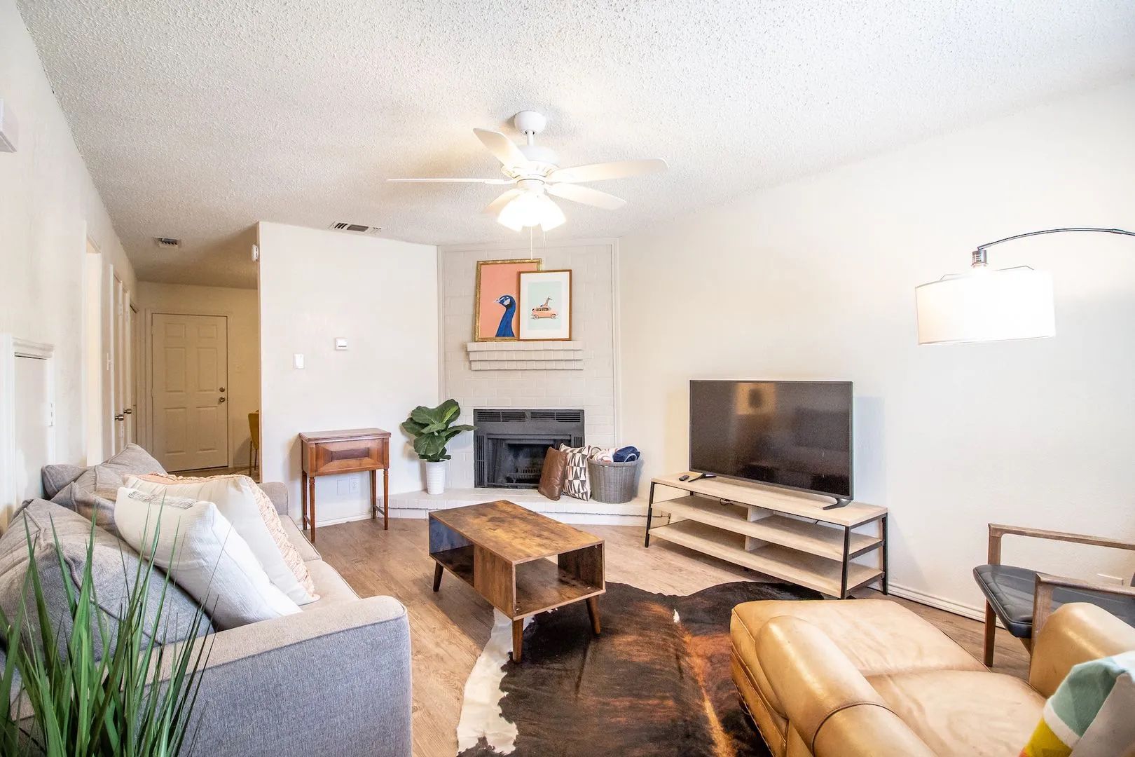Lubbock Apartment: 5806 6th Street