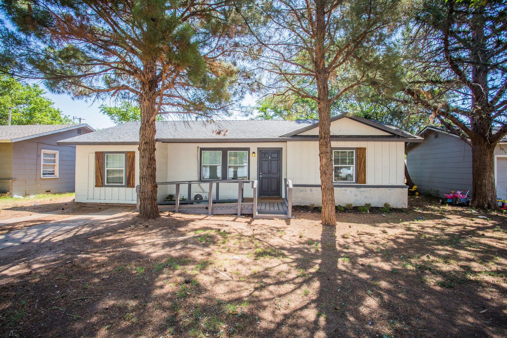 Lubbock House: 4629 Elgin Avenue