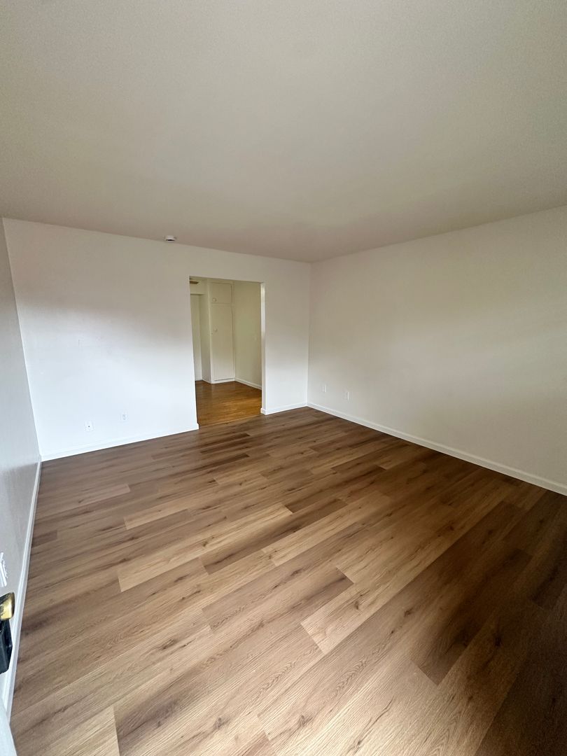 Lubbock Apartment: 2619 19th Street
