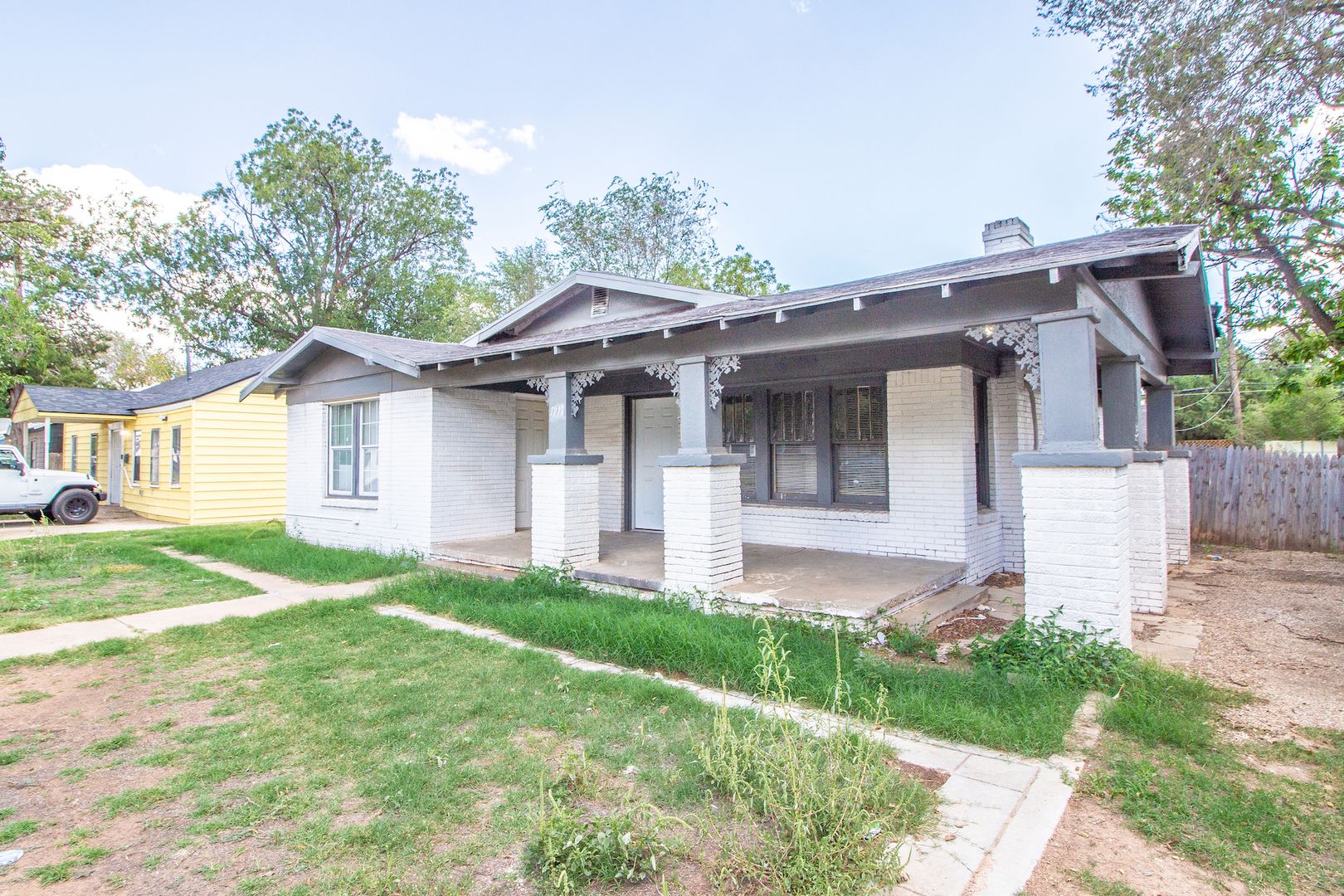 Lubbock Apartment: 1911 22nd Street