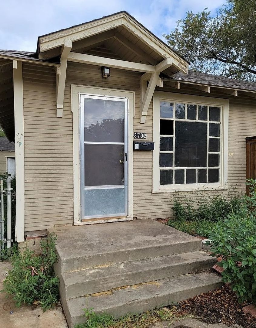 Amarillo Townhome: 3702 S Polk Street