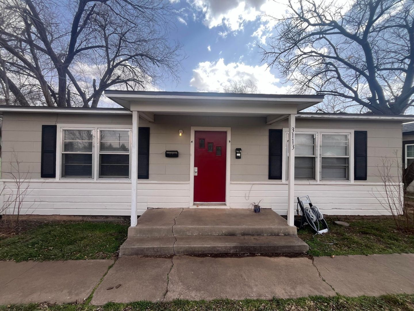Lubbock Apartment: 3113 33rd Street