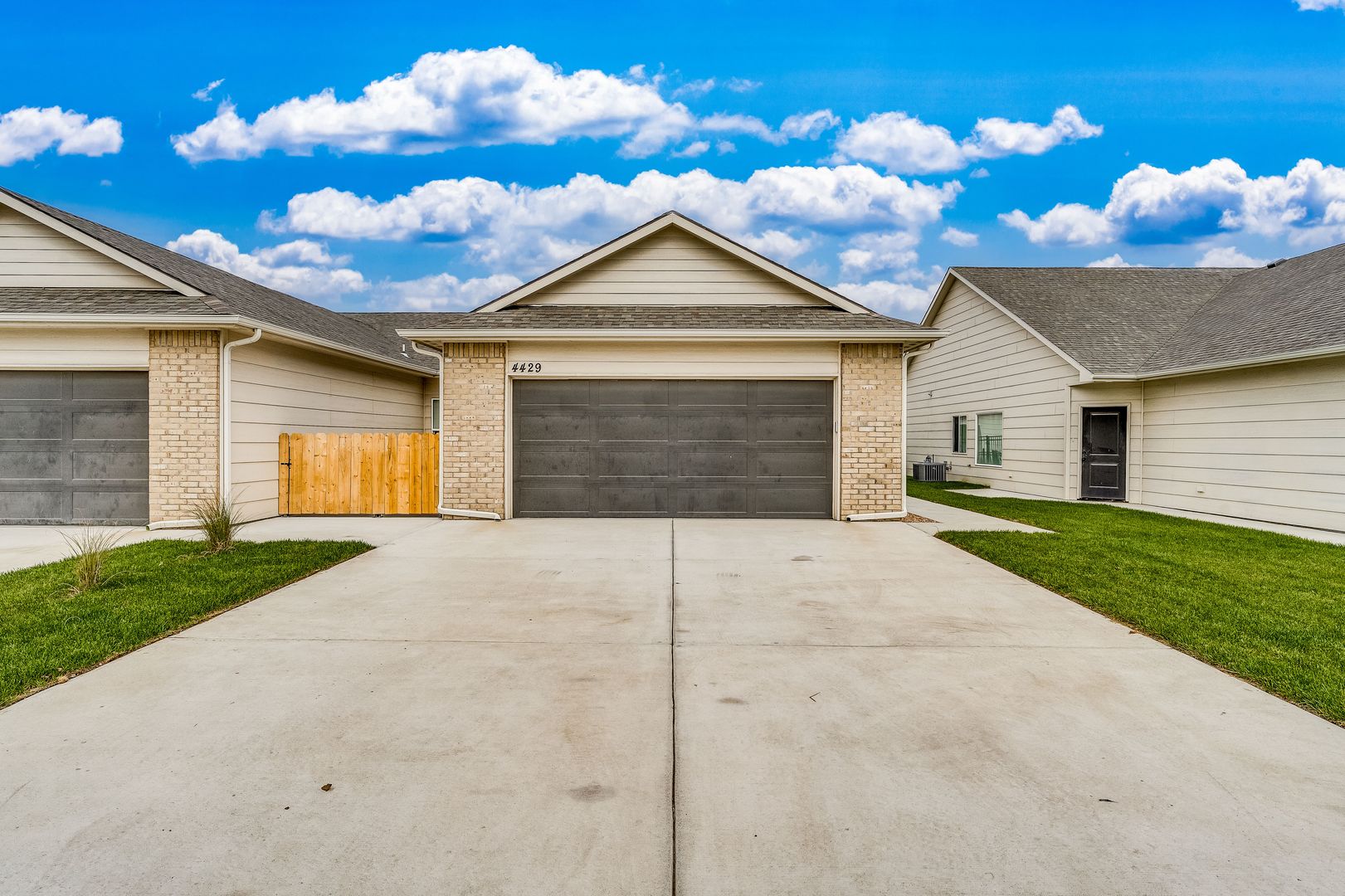 Wichita House: 5503 N Sandkey Cir
