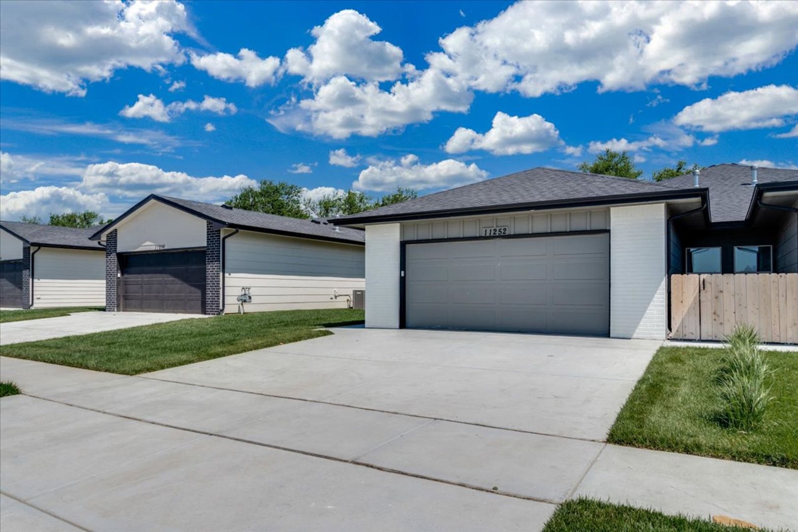 Wichita House: 11246 W 35th Cir S