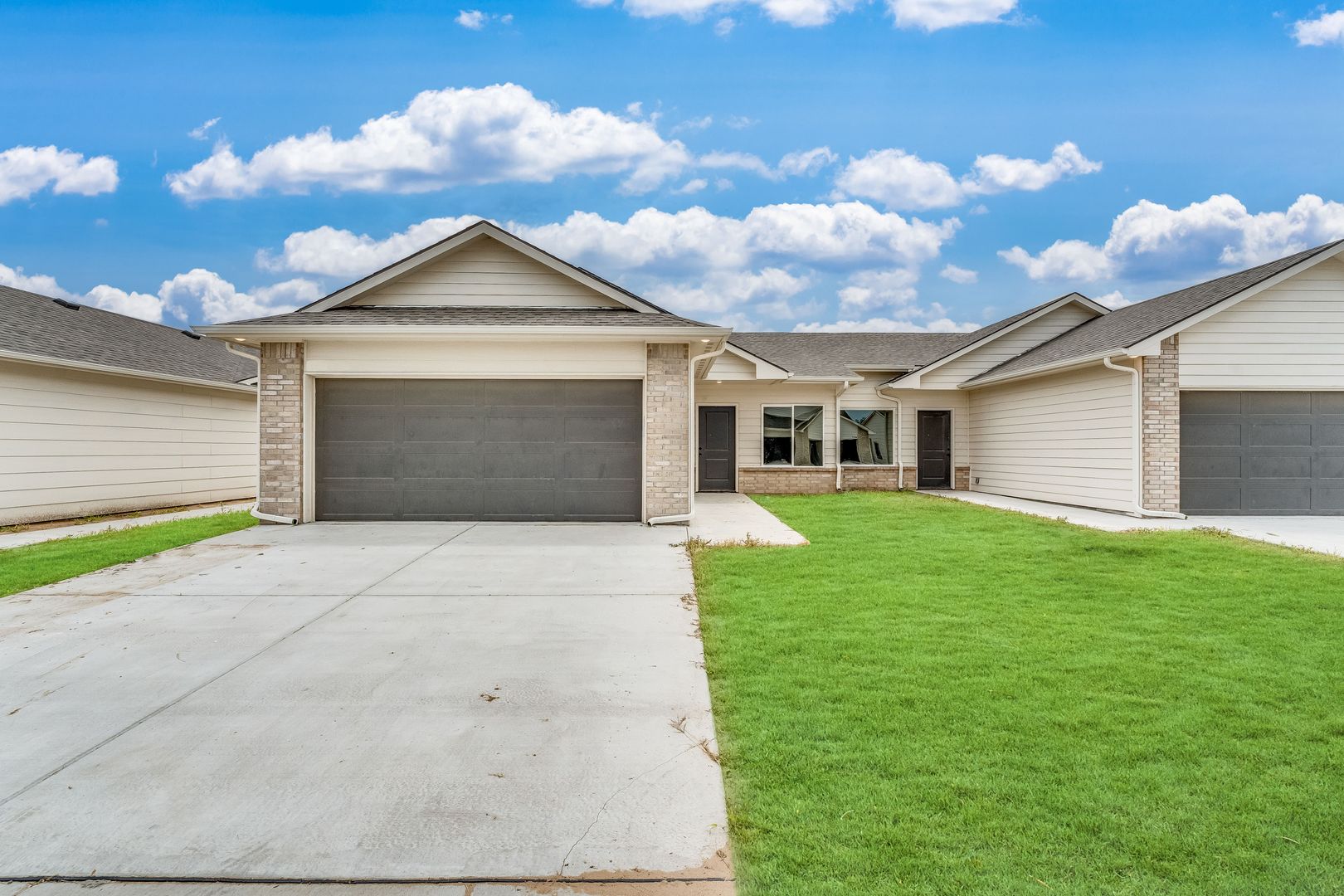 Wichita House: 12716 Wheatland