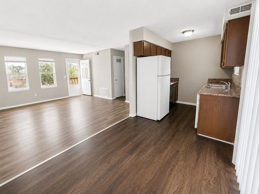 2 Bed - 1 Bath Available! Second Floor Unit! – photo 1