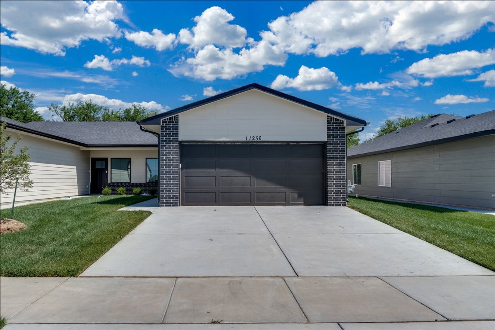 Wichita House: 11240 W 35th Cir S