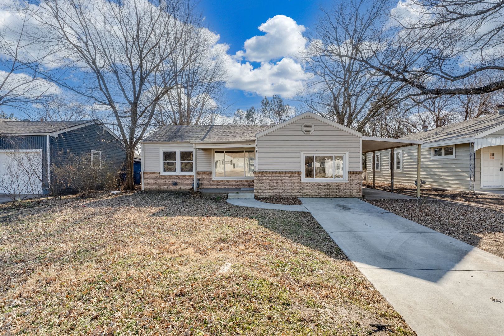 Wichita House: 3007 E South fork Ct