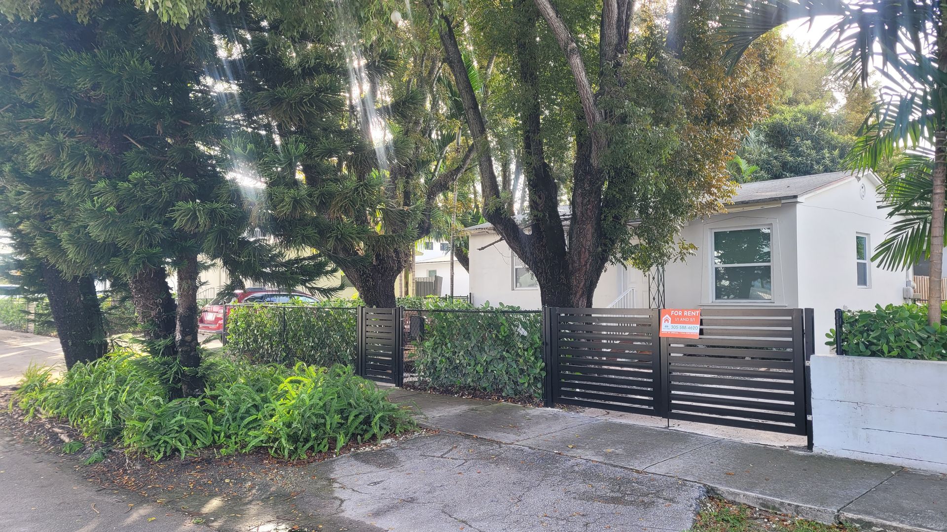 Miami Apartment: 2601 SW 22nd Avenue