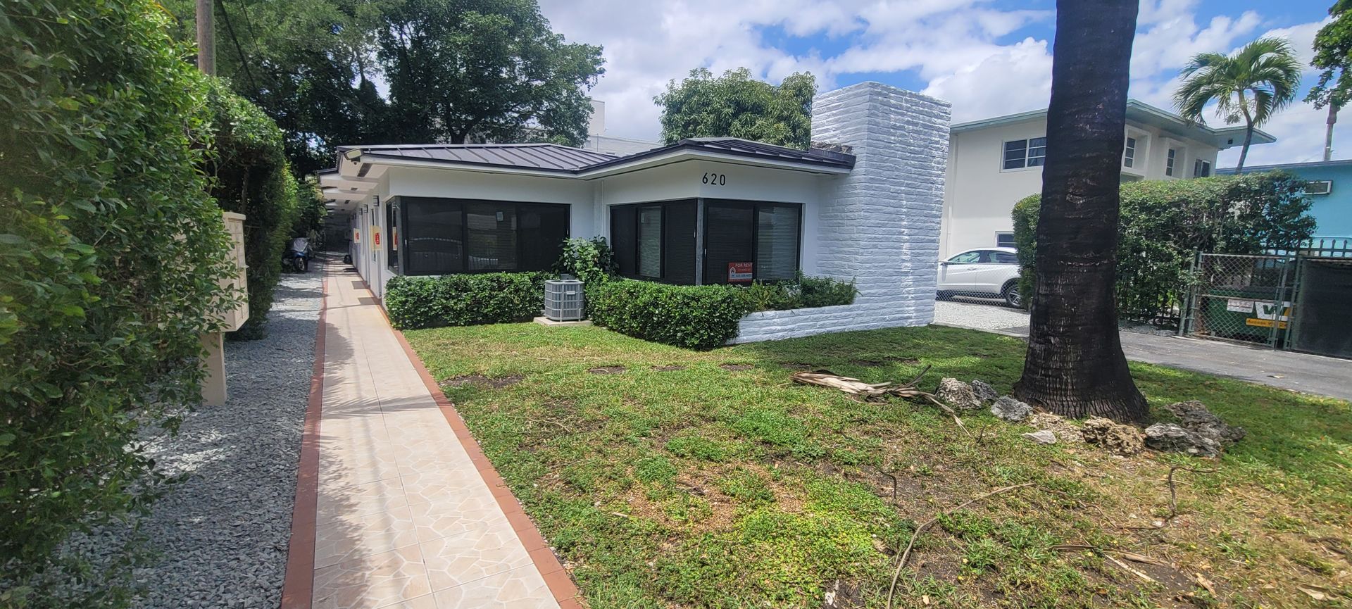 Miami Apartment: 620 SW 6th Ave