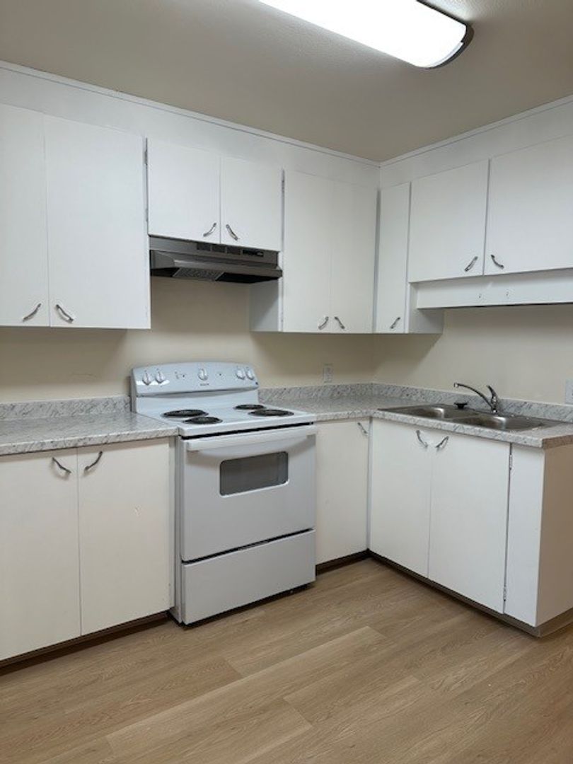 Anchorage Apartment: 3606 Oregon Drive