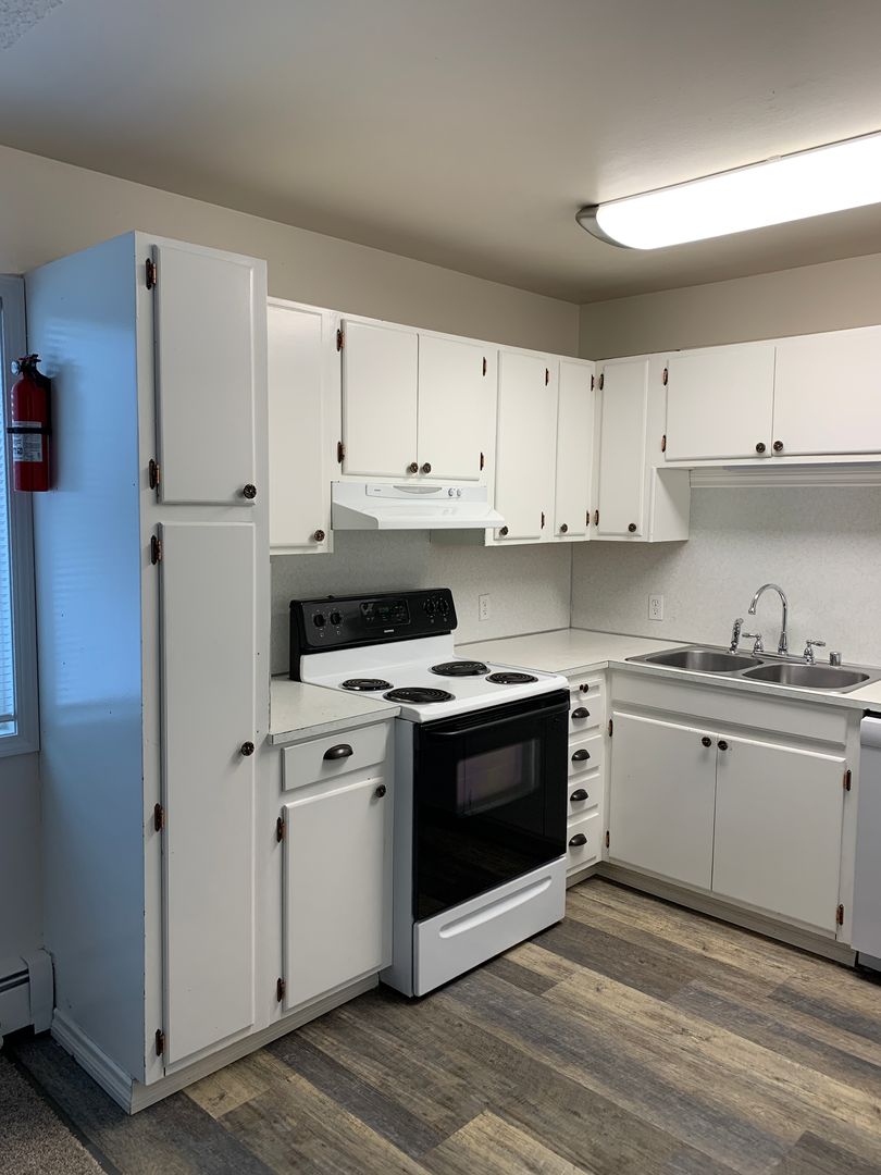 Anchorage Apartment: 8040 Huckleberry # 8