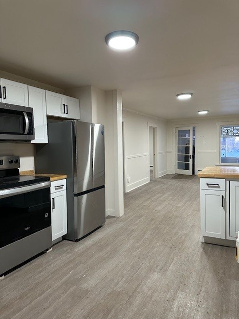 Anchorage Apartment: 419 L St.