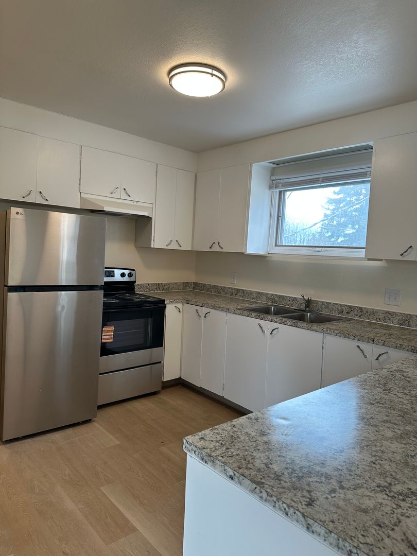 Anchorage Apartment: 3606 Oregon Drive