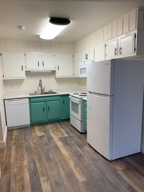 2 BR 1 BA | Baxter & Northern Lights Area | AVAILABLE NOW!! – photo 1