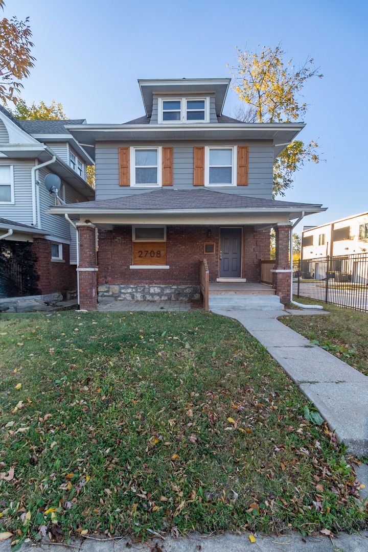 Kansas City House: 2708 Olive St