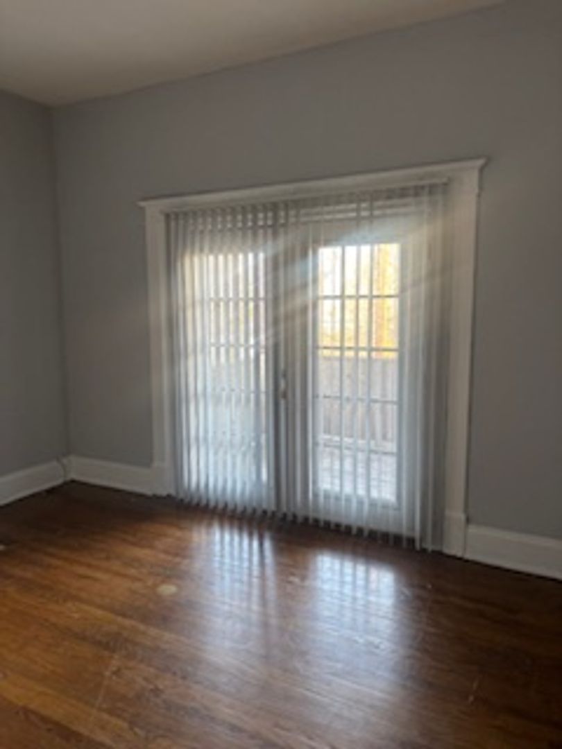 Louisville Apartment: 214 E. Ormsby Ave.