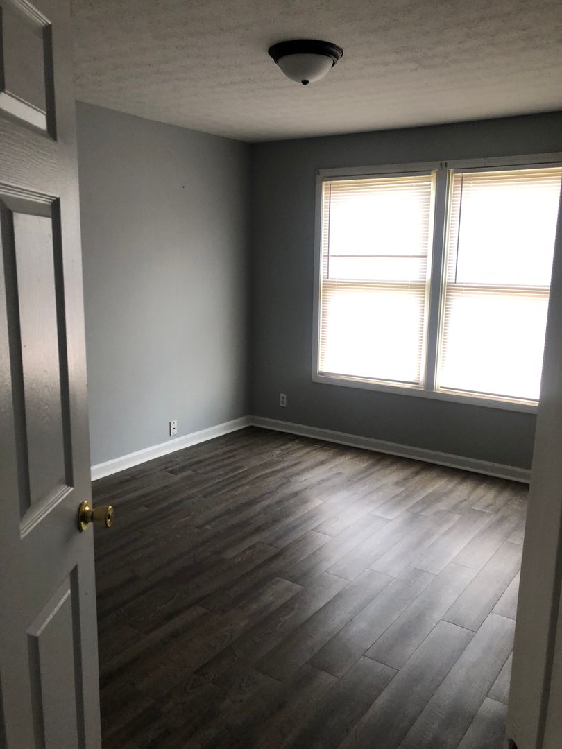 Louisville Apartment: 1625 W. Jefferson St