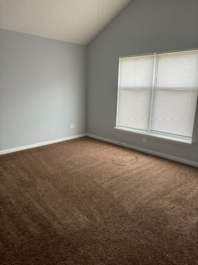 Louisville House: 2512 Cedar St