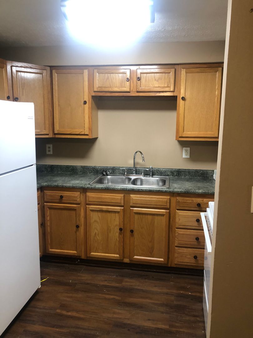 Louisville Apartment: 1625 W. Jefferson St