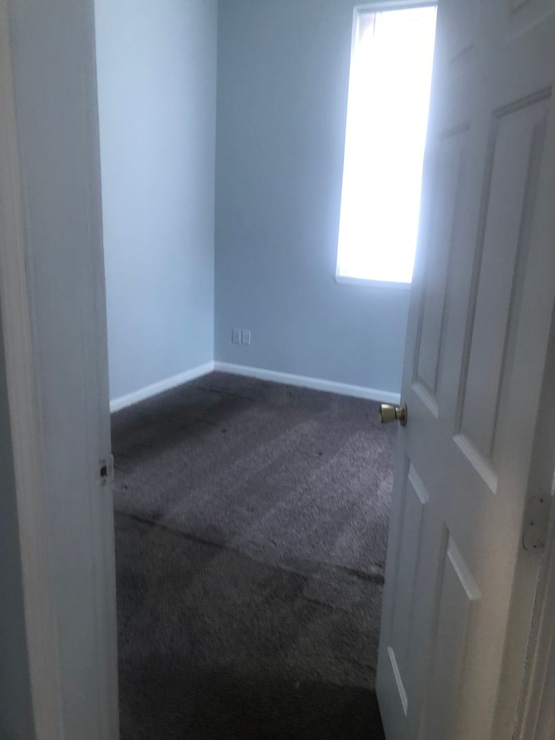 Louisville Apartment: 211 W. Hill St