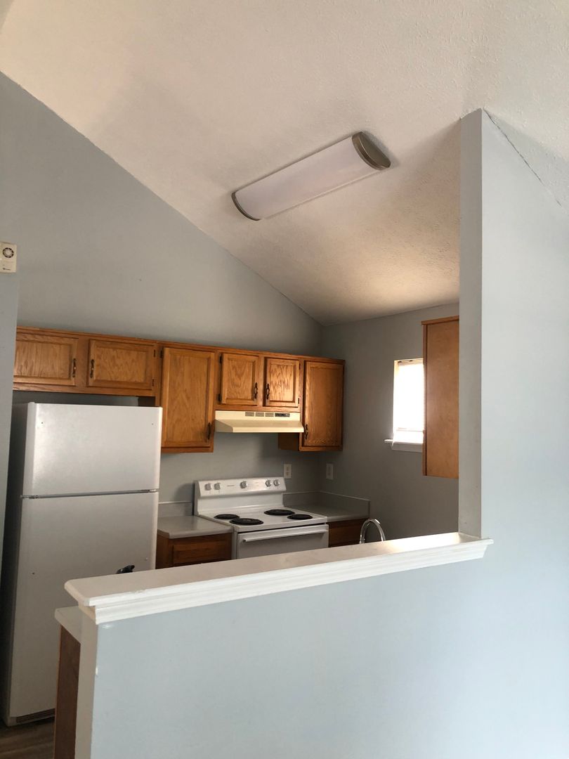 Louisville House: 2530 St Xavier St