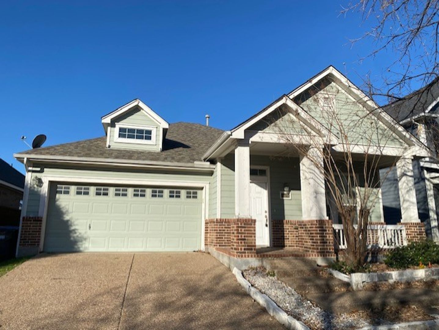 McKinney House: 4920 Rushden Rd.