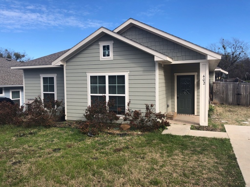 Cute house 4B in Waxahachie! – photo 1