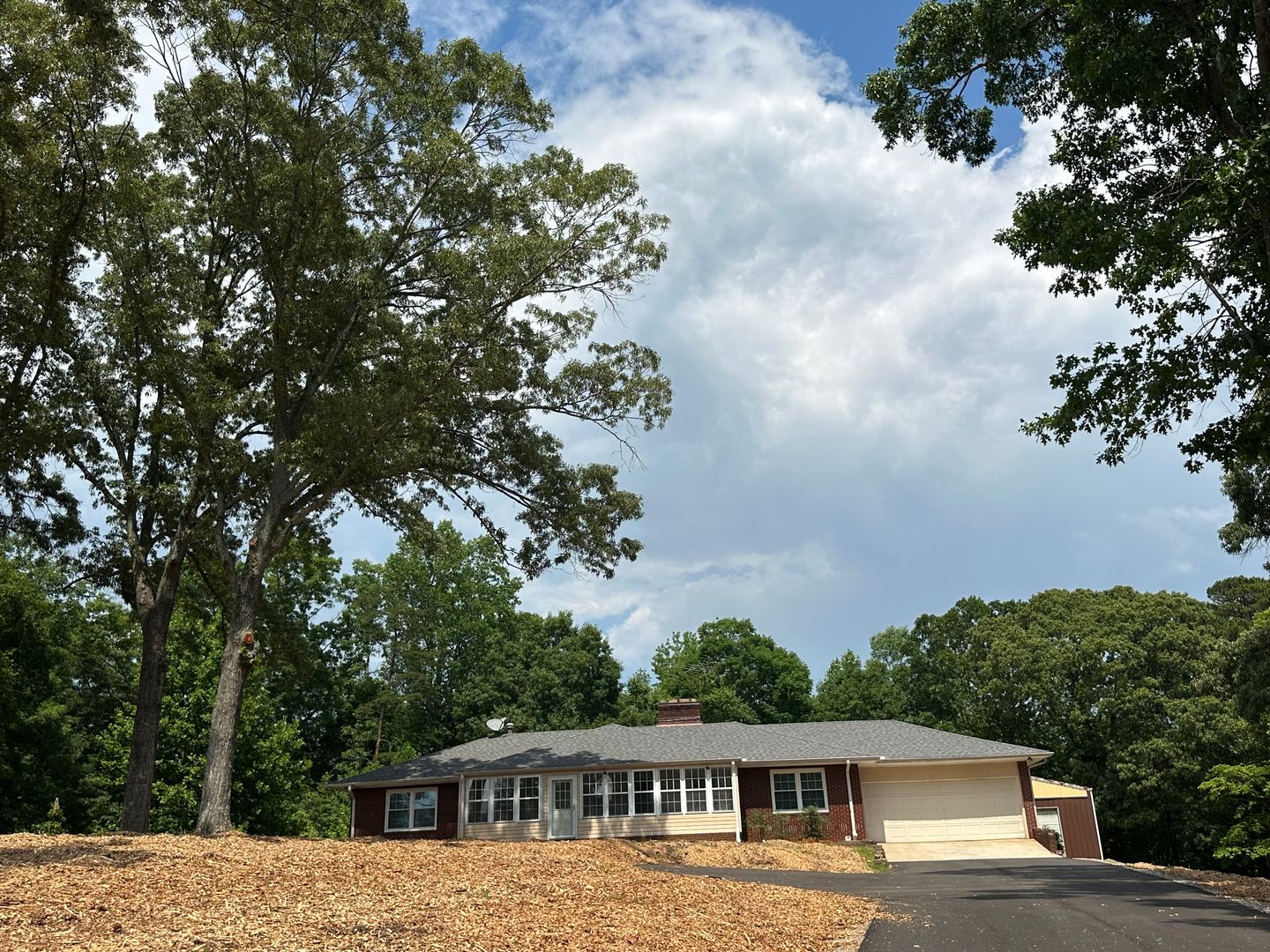 Gainesville House: 620 Nix Dr
