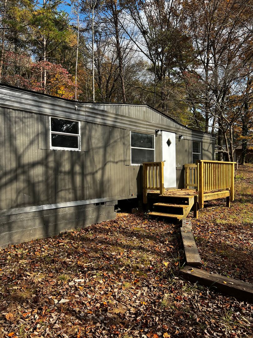 Gainesville Apartment: 1253 Pine Valley Rd