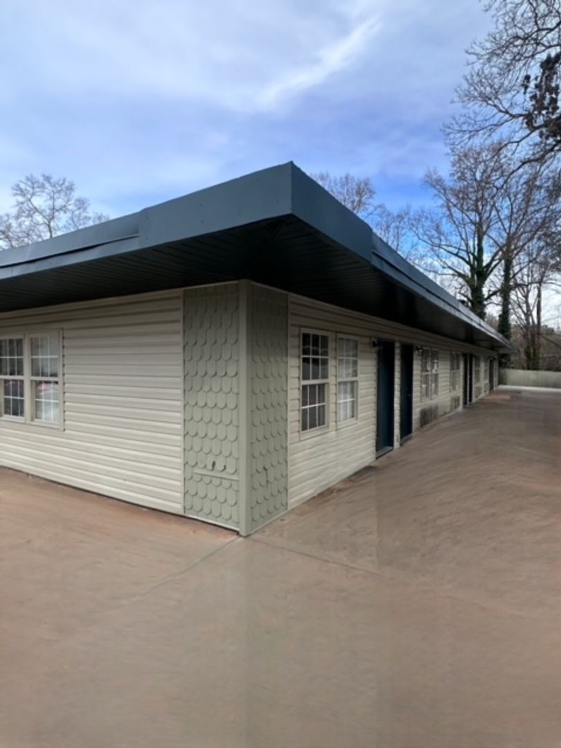 Gainesville Apartment: 776 West Ave