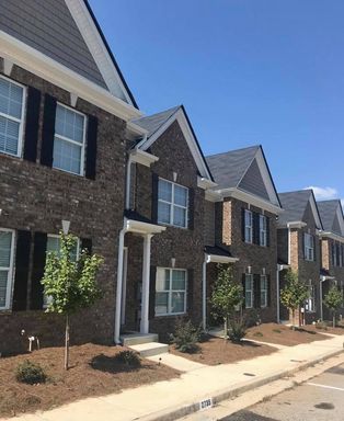 3 Bedroom Townhome in Chicopee Crossing! – photo 1