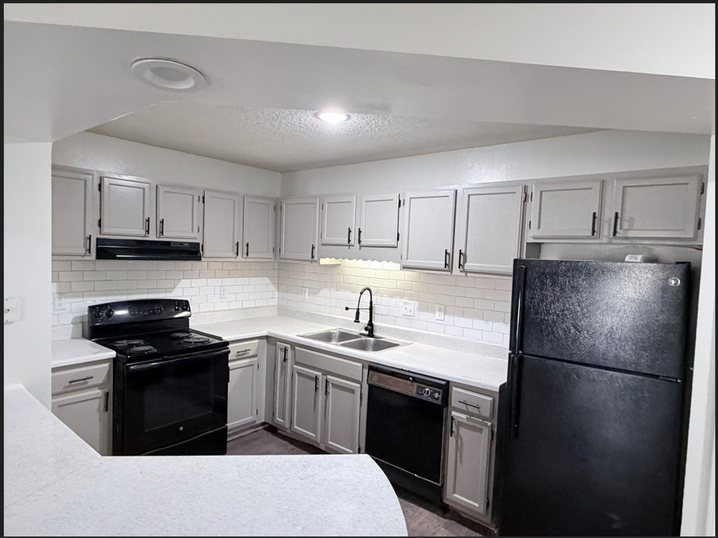 Gainesville Apartment: 1858 Thompson Bridge Rd