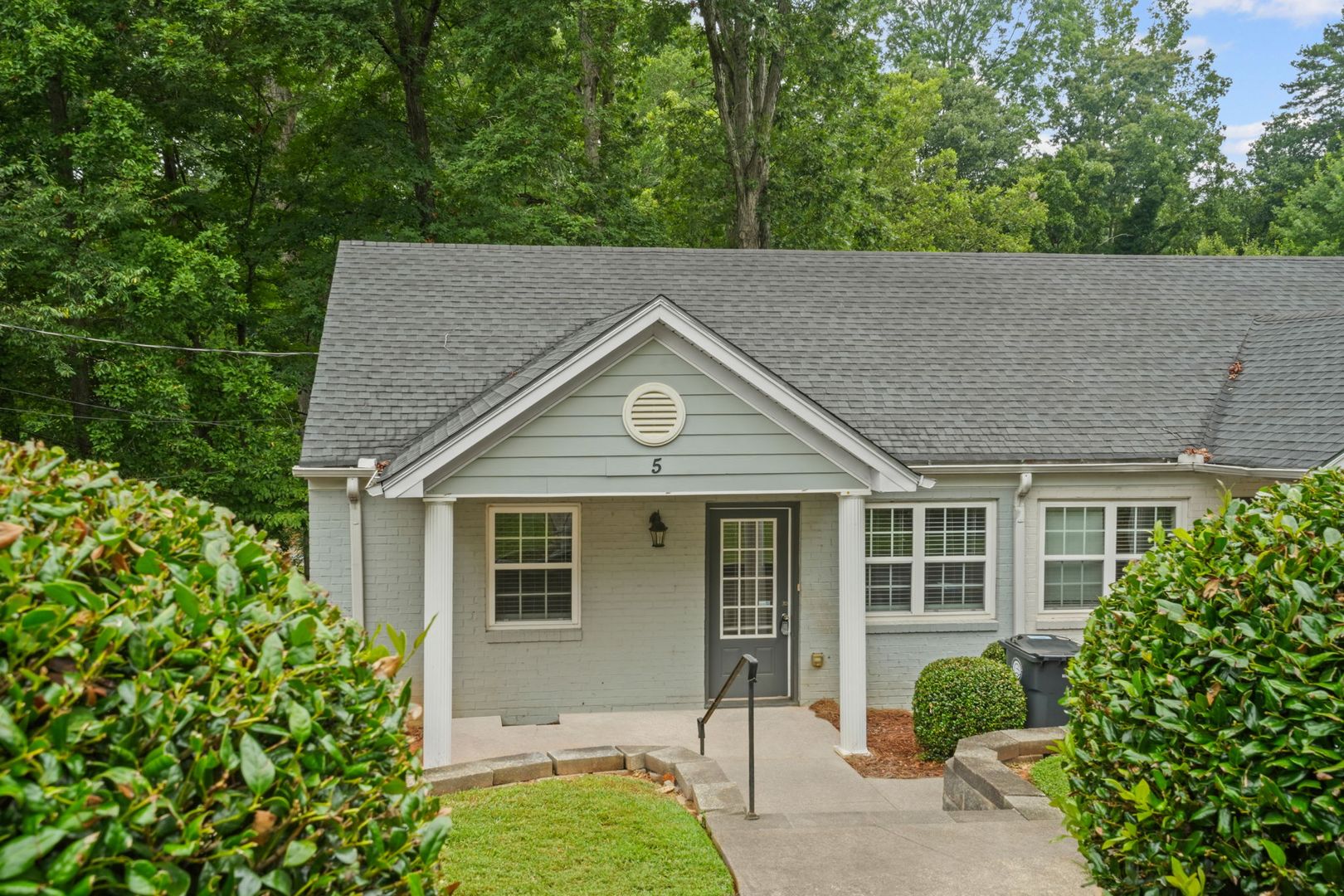 Gainesville Apartment: 565 North Avenue