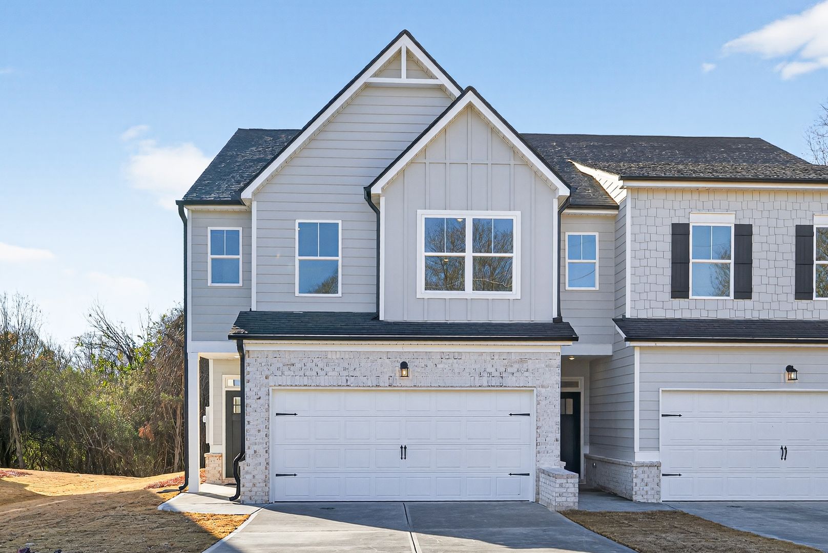Commerce Townhome: 548 Madison Street