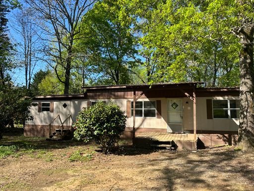 2 bedroom Home in Cleveland