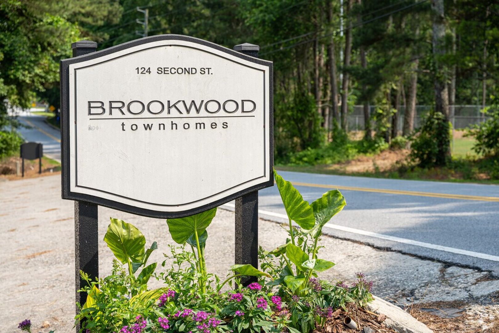 Winder Apartment: 124 2nd Street