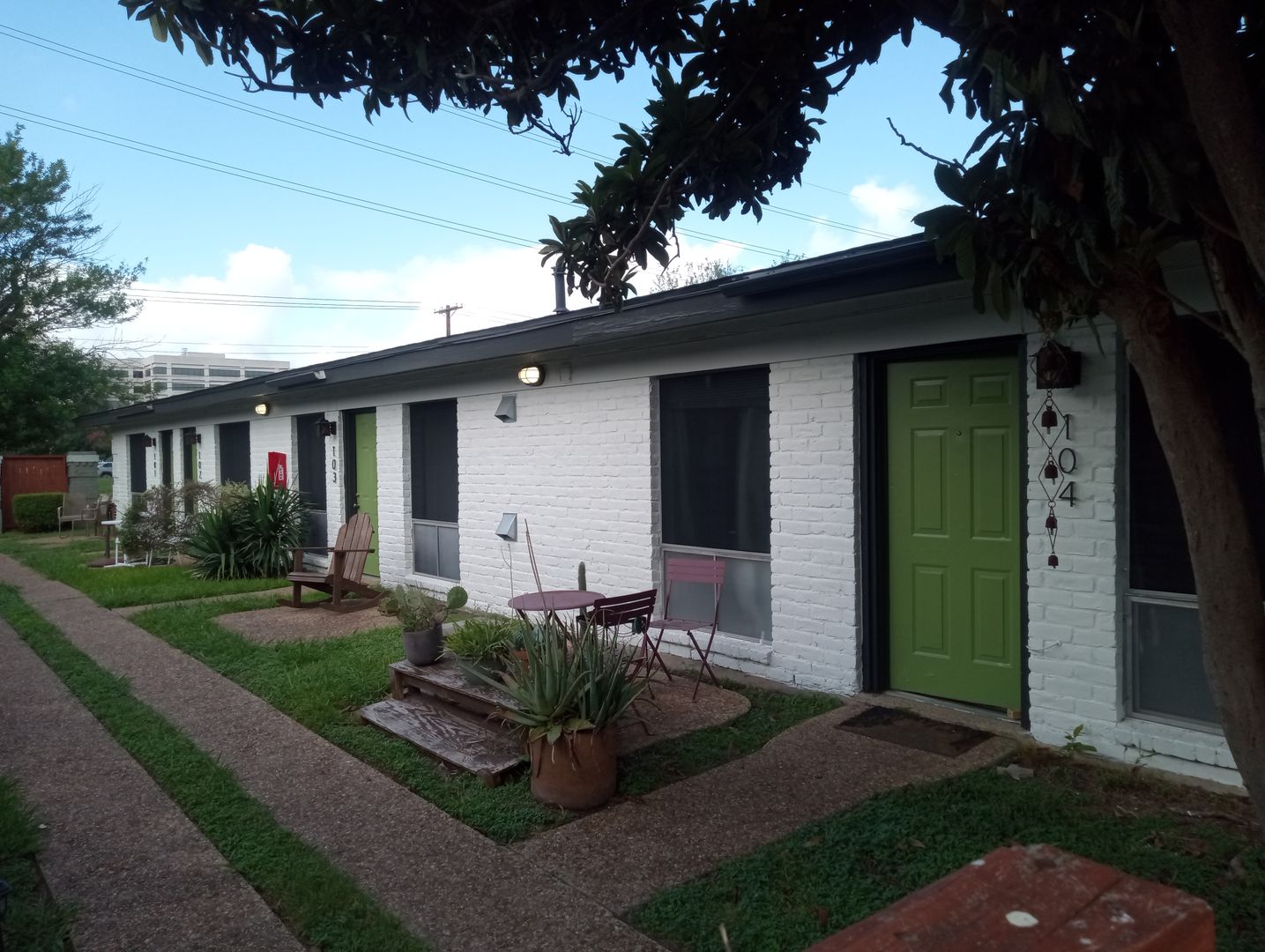 Austin Apartment: 606 W 51 St