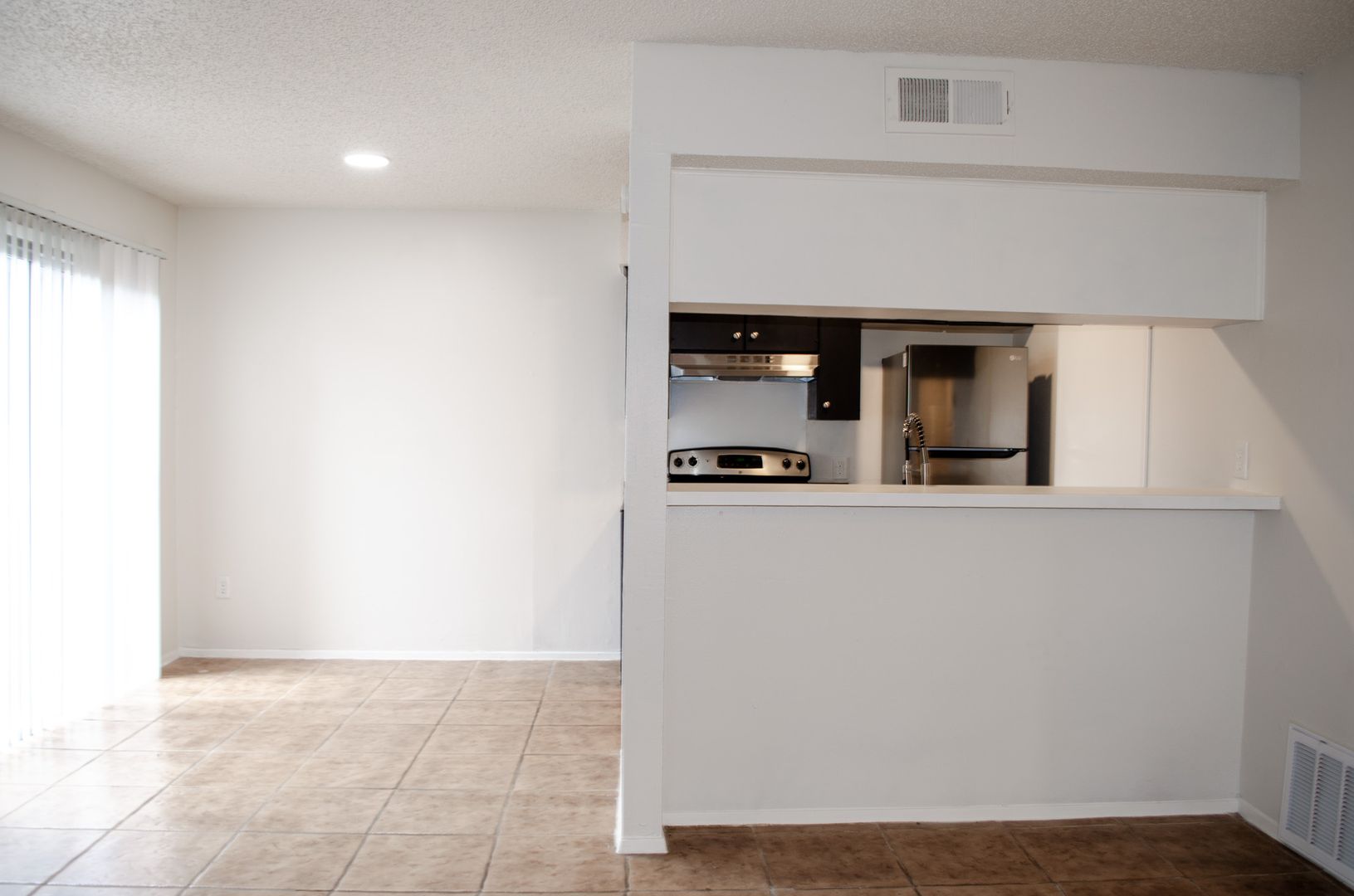 Austin Apartment: 1705 Coronado Hills Dr.