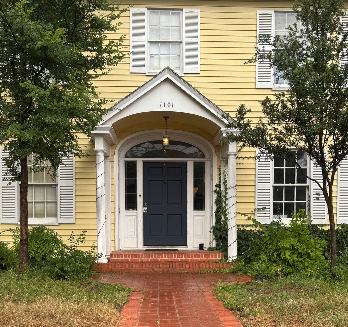 Austin House: 1101 W 22nd ST