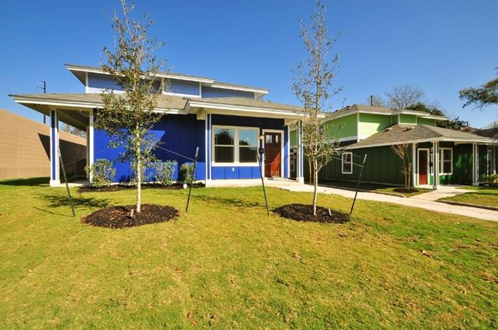 Austin Apartment: 706 W. North Loop