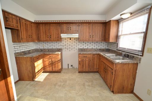 come see is great 3 bedroom today!