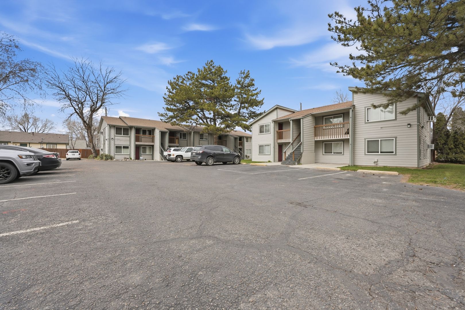 Nampa Apartment: 1017 Maple St.