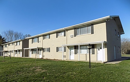One Bedroom Apartment Near Shopping and Restaurants