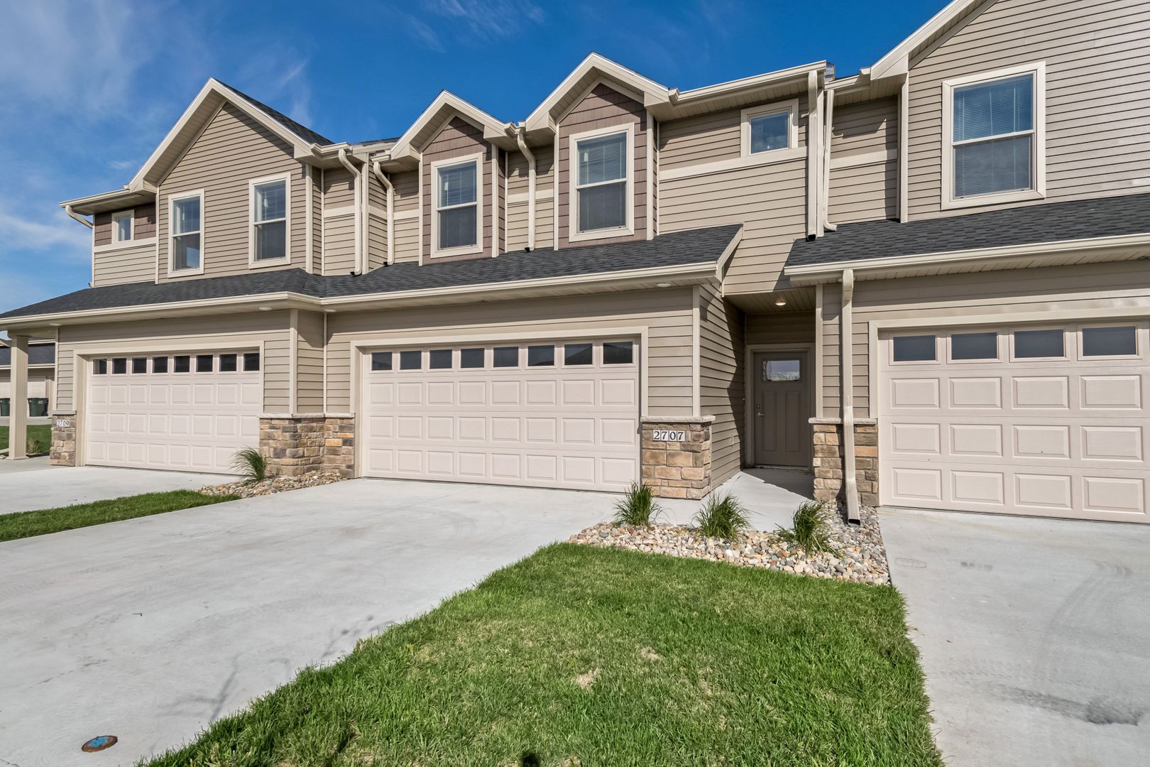 Ames Apartment: 2603-2617 Bobcat Drive