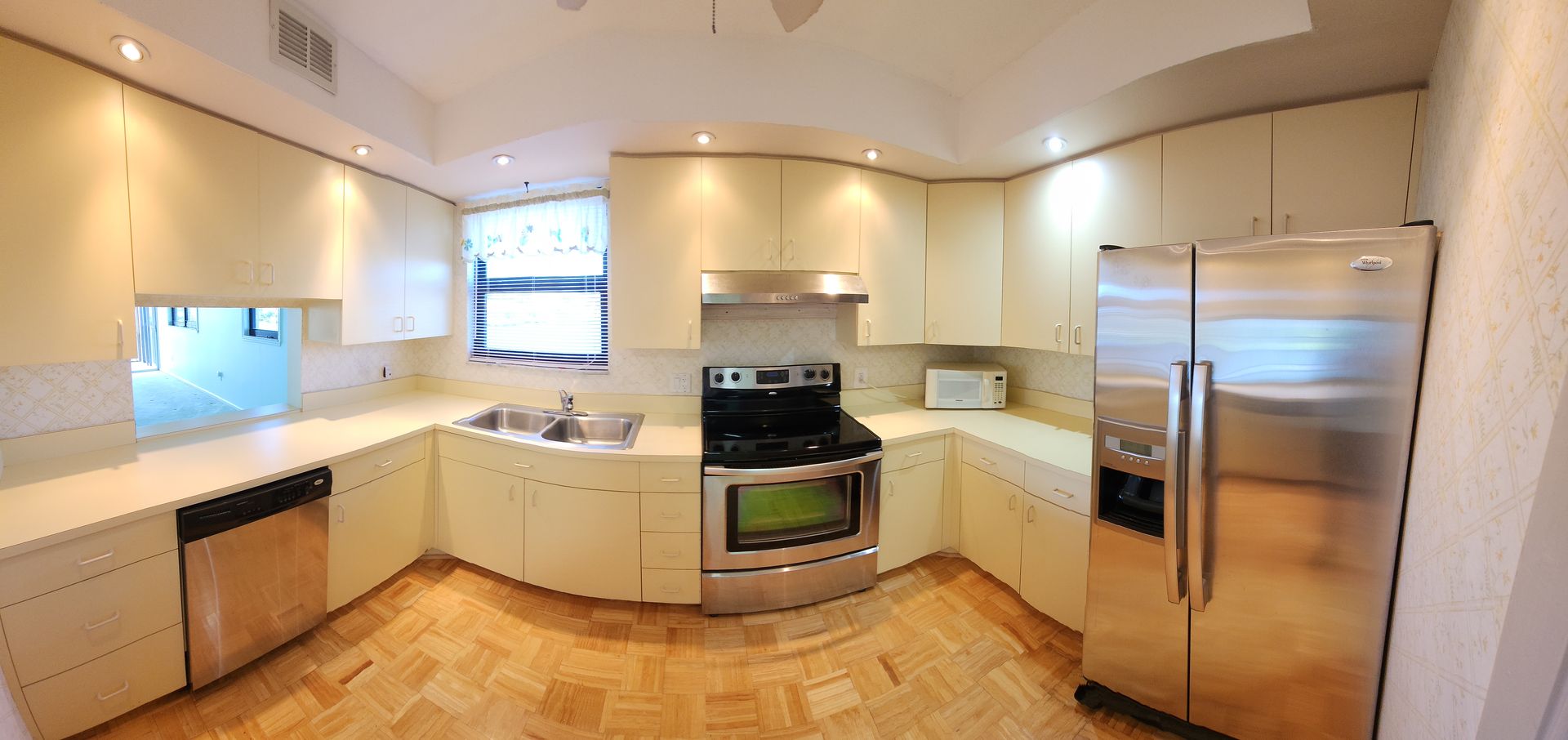 4260 SE 20TH PL APT 208 3 of 12