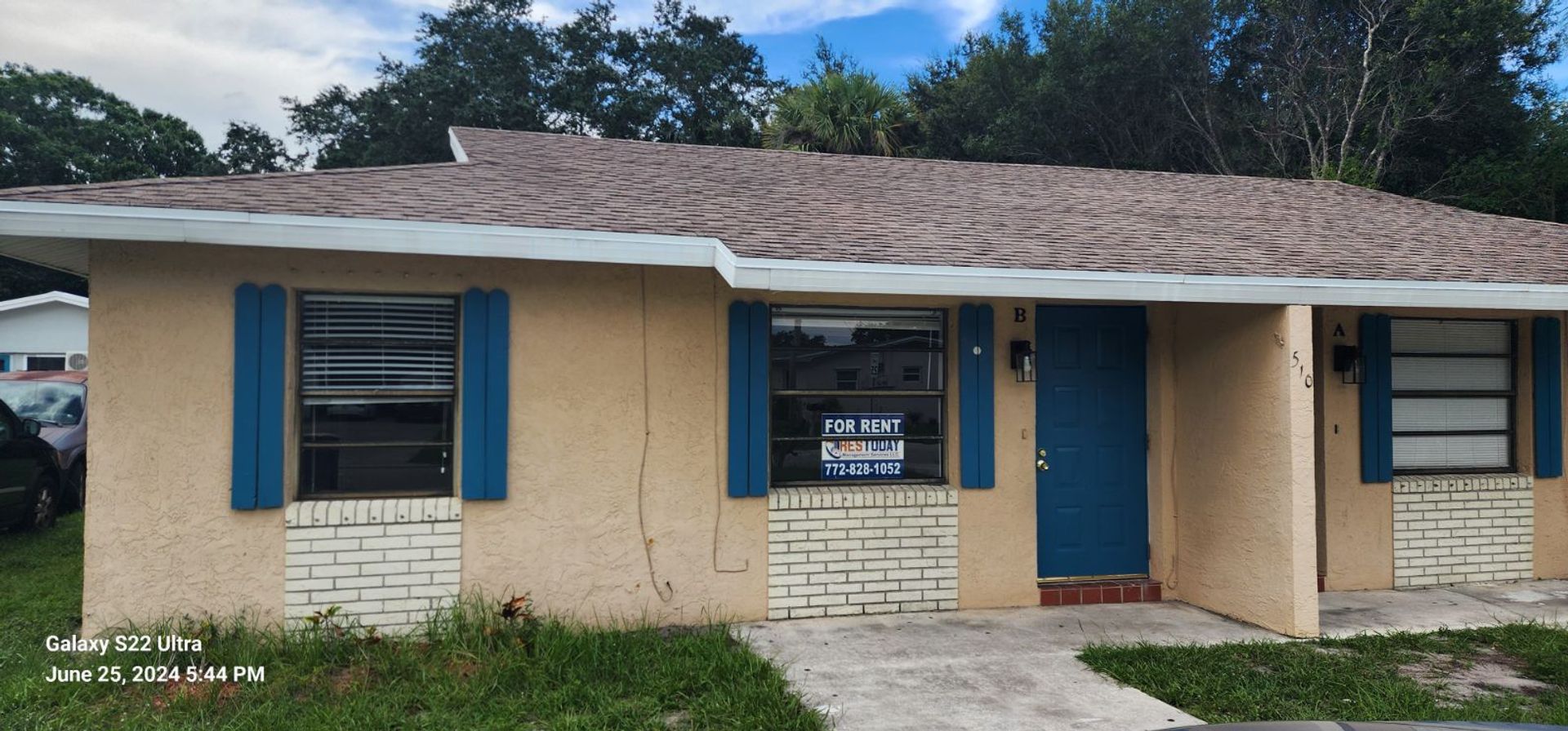 Fort Pierce House: 510 Wisteria Ave Apt B