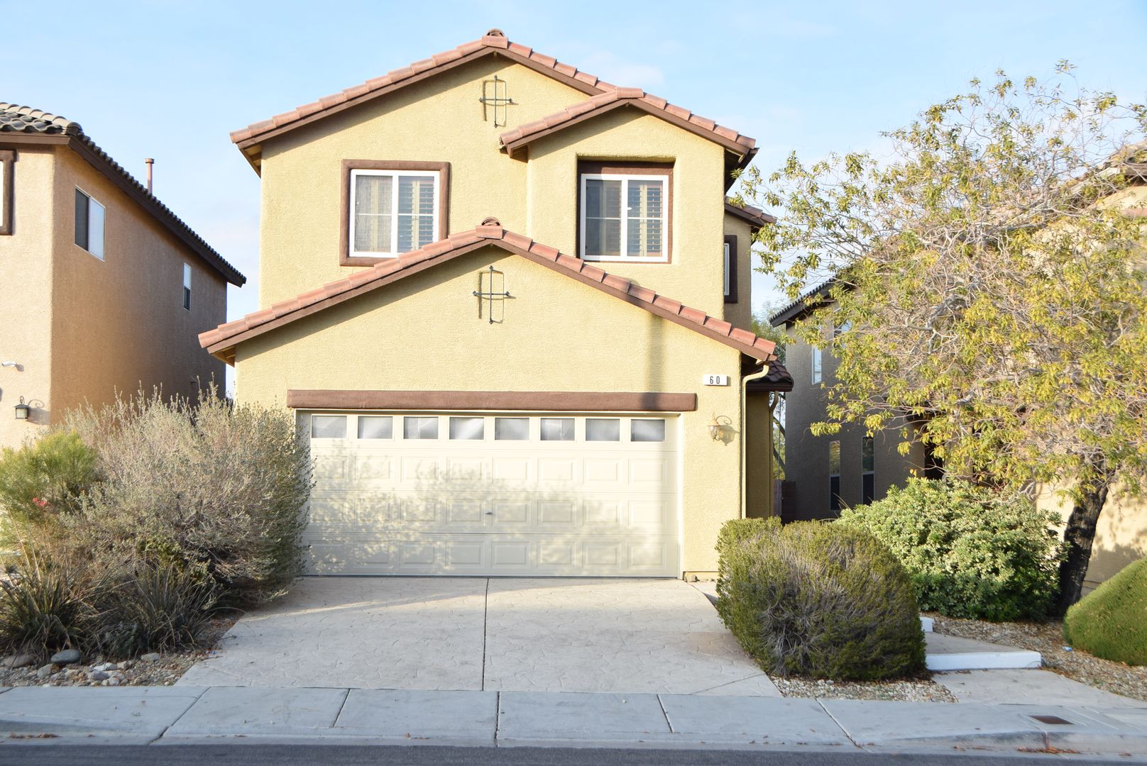 LAS VEGAS House: 60 DARK CREEK AVE